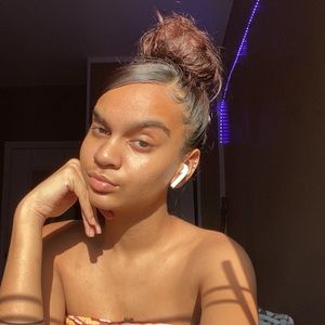 Meet your Posher, Annalisa